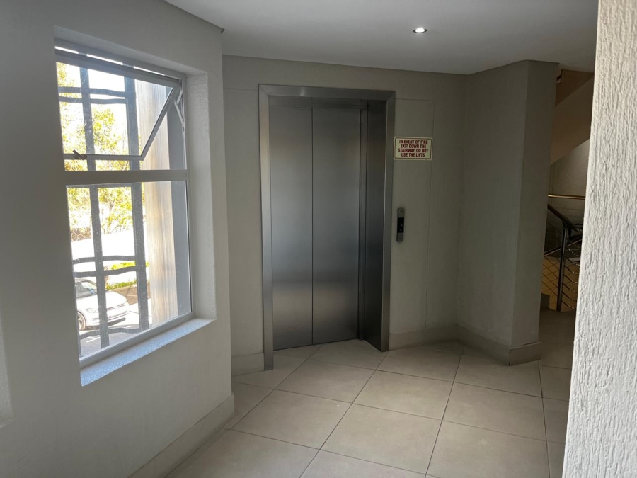To Let Commercial Property for Rent in Rosendal Western Cape